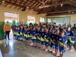 Uniformes escolares foram distribuídos aos alunos da Rede Municipal de Educação de Papagaios